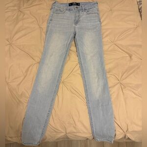 Hollister super skinny high rise cury jeans. Size 1.